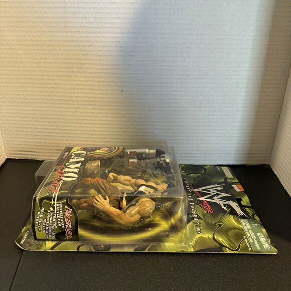 VTG 1999 WWF Chyna Camo Carnage Jakks Pacific Wrestling Figure MOC WWE Attitude - Picture 7 of 7